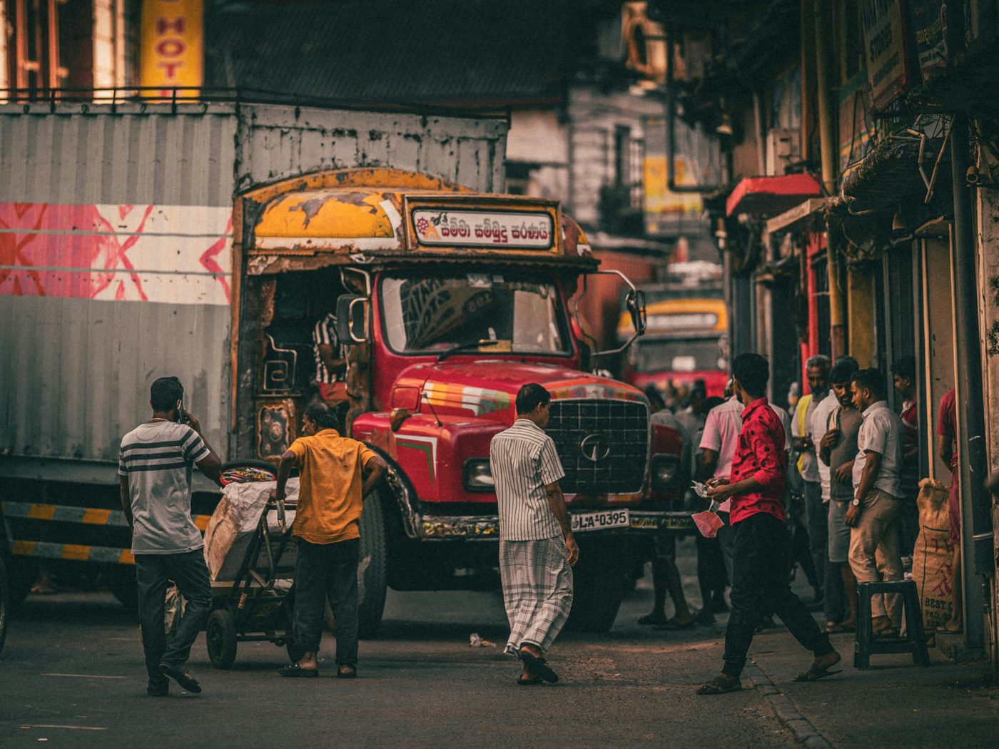 Stalls and crowds in the Pettah bazaar, Colombo, Sri Lanka